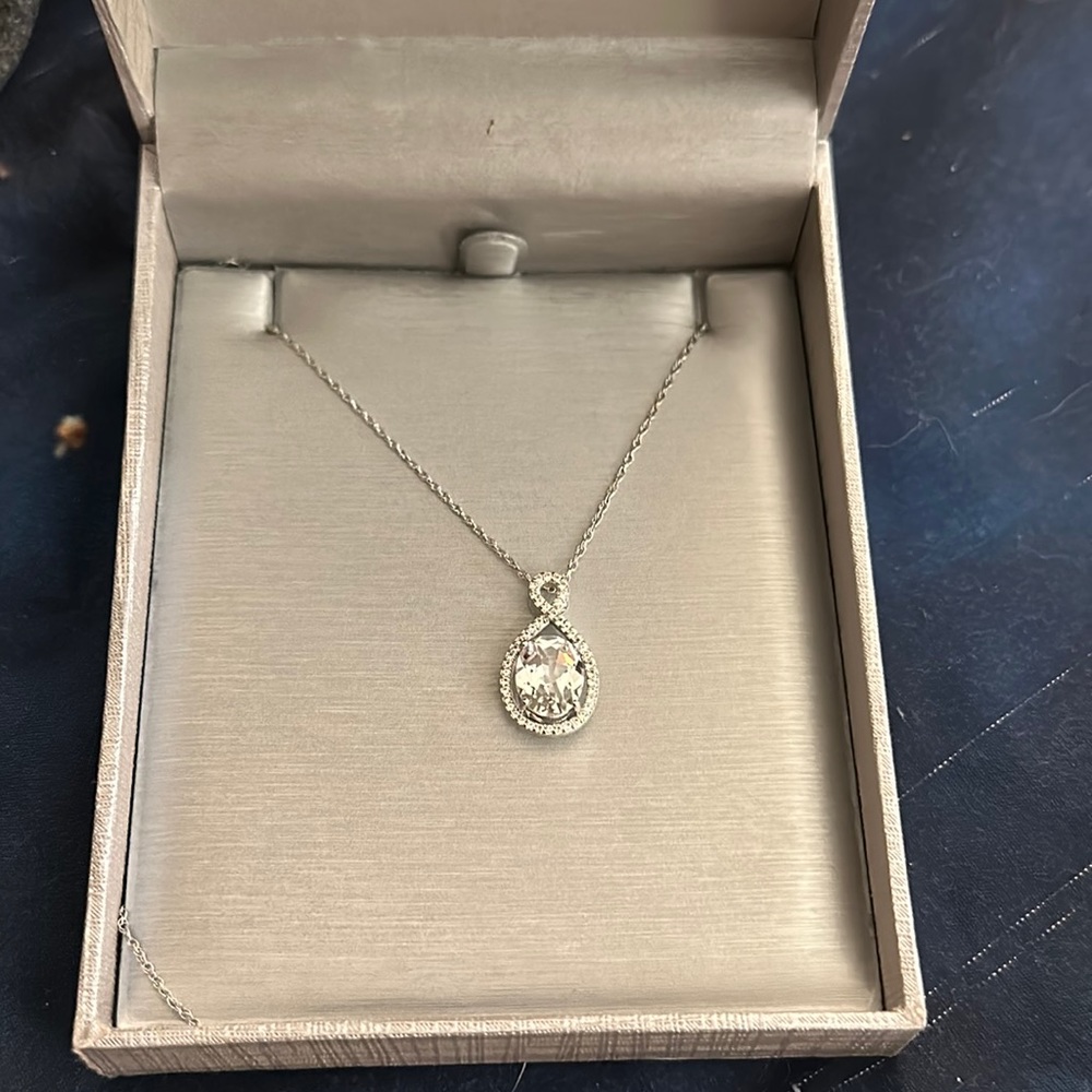 New in Box Zales Necklace